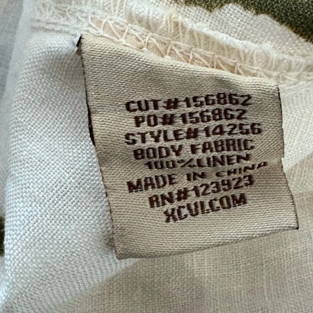 Stylish V-Neck Women’s Top - ivory Top and Green - Picture 7 of 10